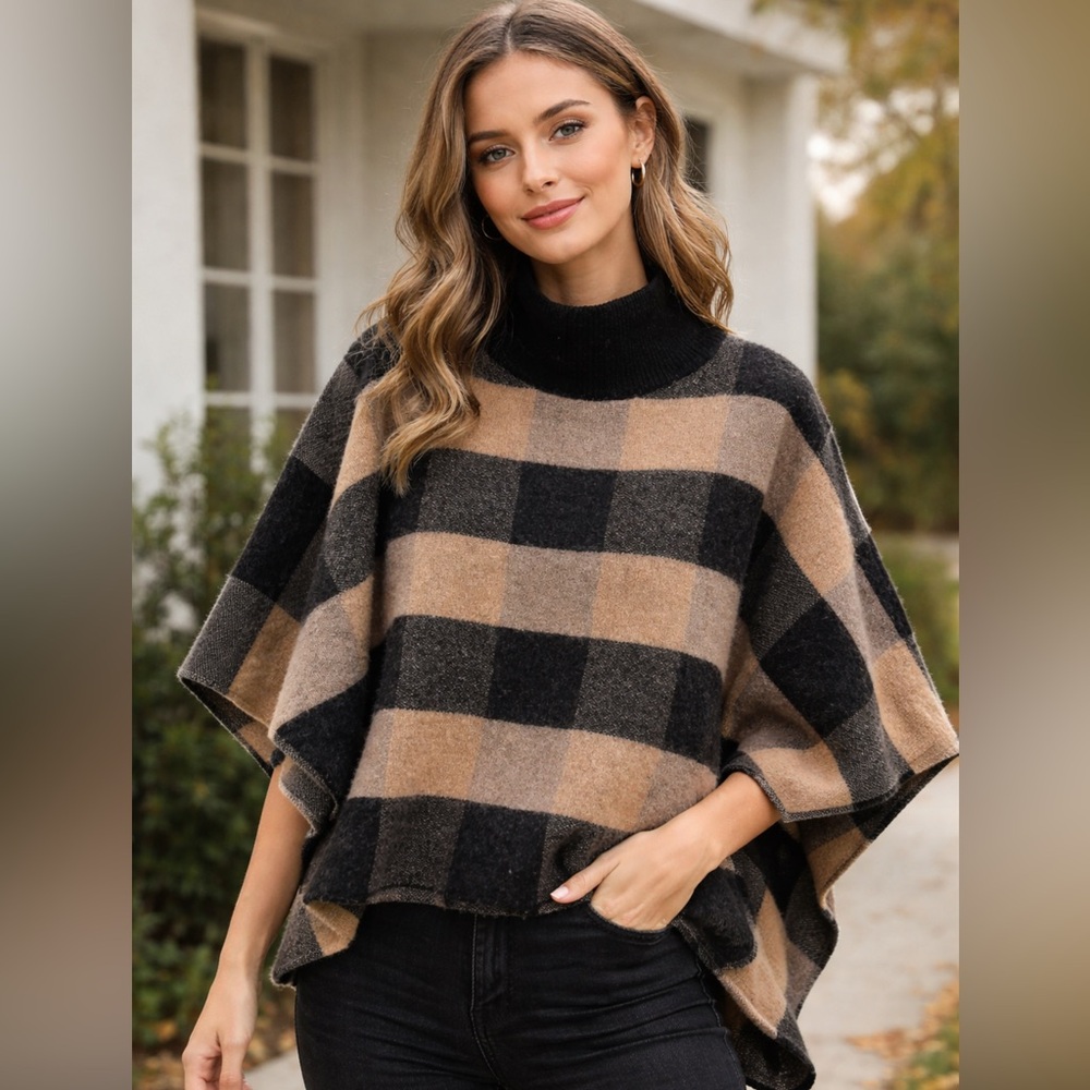 Cozy Plaid Turtleneck Poncho - Black and Tan